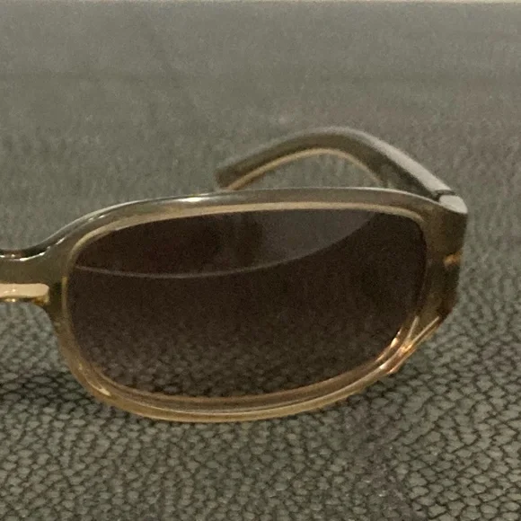 MIU MIU 1980s-1990s VINTAGE SUNGLASSES - Picture 6 of 7